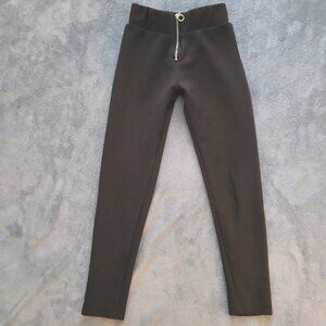 Girl's black Urban Kids skinny bottoms Size S/P 7-8